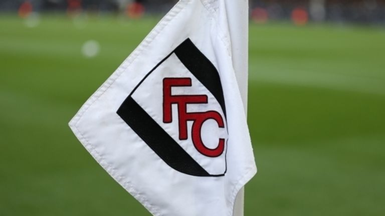Quatre Matches, Dont Le Choc De Fulham Avec Tottenham, Ont Été Reportés Jusqu'À Présent Ce Trimestre