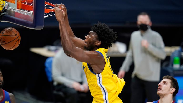James Wiseman injures right knee in the latest painful dunk