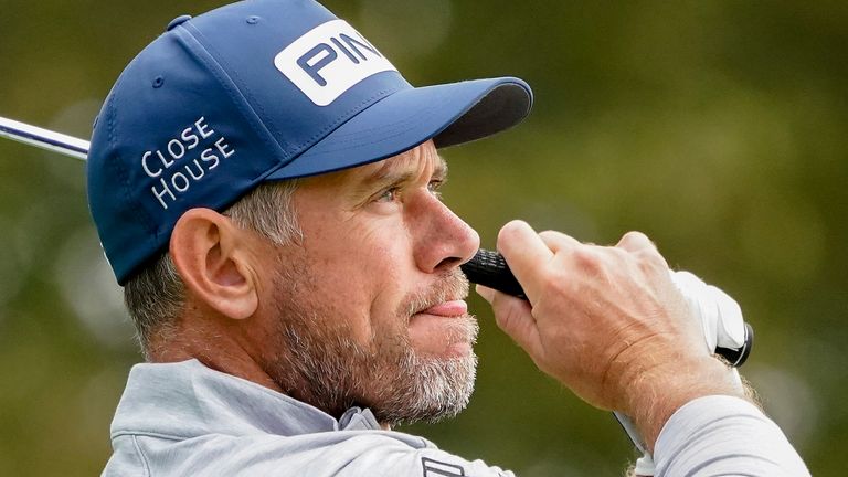  Lee Westwood, of England, plays his shot from the 13th tee during the second round of the US Open Golf Championship, Friday, Sept. 18, 2020, in Mamaroneck, N.Y. (AP Photo/Charles Krupa) 