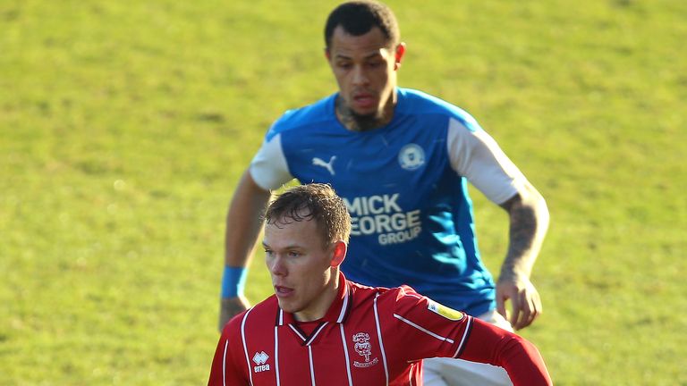 League One leaders Lincoln were held by Peterborough