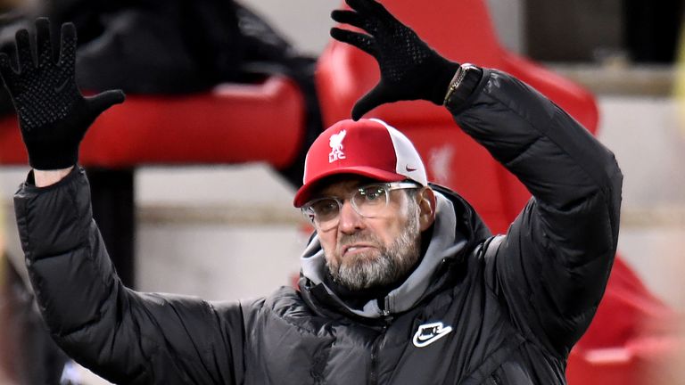 Jurgen Klopp shows his frustration during Liverpool&#39;s defeat to Burnley at Anfield