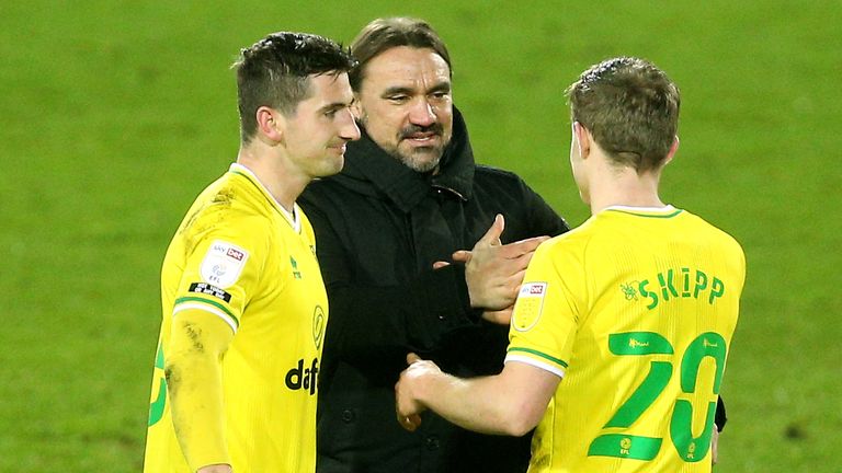 Norwich City manager Daniel Farke pictured with Oliver Skipp and Kenny McLean after the 1-0 win over Barnsley