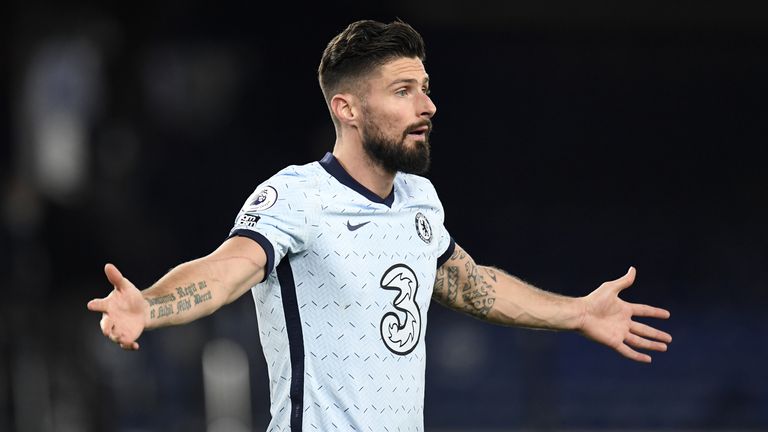 Olivier Giroud: striker wanted by Juventus and AC Milan in January transfer window | News | Sky Sports