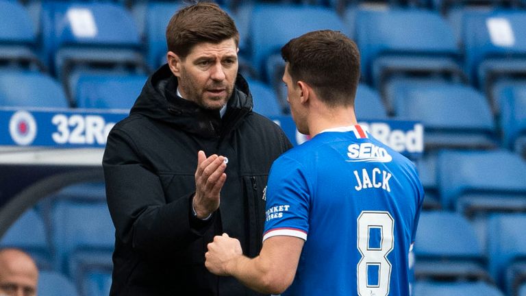 GLASGOW, SCOTLAND - NOVEMBER 22: Steven Gerrard and Ryan Jack during a Scottish Premiership match between Rangers and Aberdeen at Ibrox Stadium, on November 22, 2020, in Glasgow, Scotland. (Photo by Craig Foy / SNS Group)