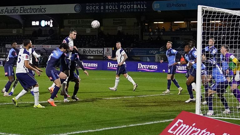 Gareth Bale heads wide for Spurs early on against Wycombe