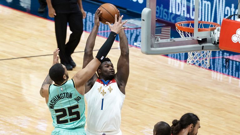 New Orleans Pelicans forward Zion Williamson dunks against Charlotte Hornets
