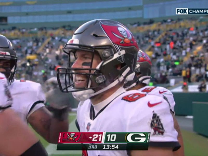 Brady, Bucs win 31-26 at Green Bay to reach Super Bowl - West Hawaii Today