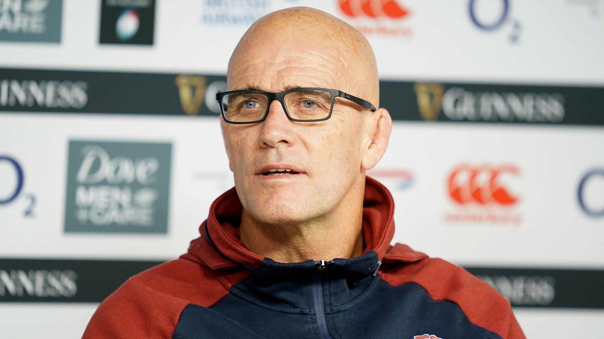 England coach Mitchell signs contract extension