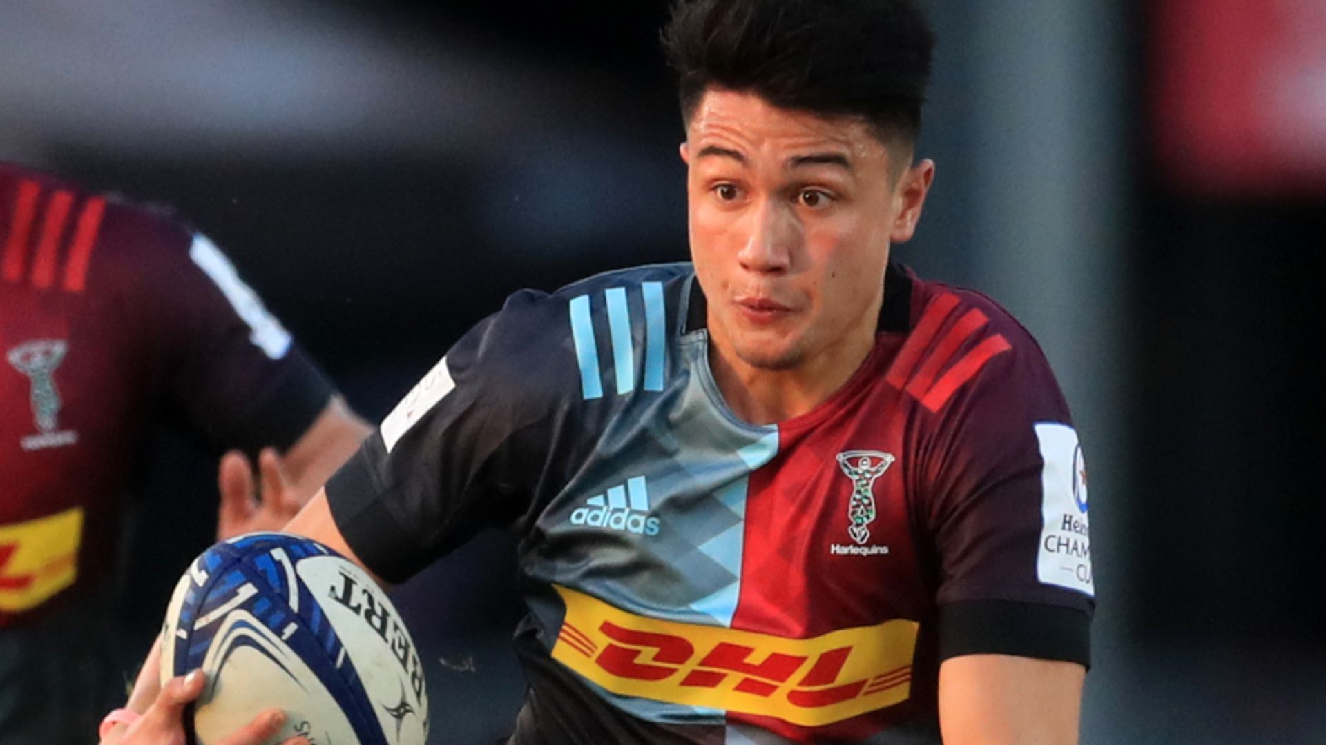 Smith urged to stay patient in bid for England cap