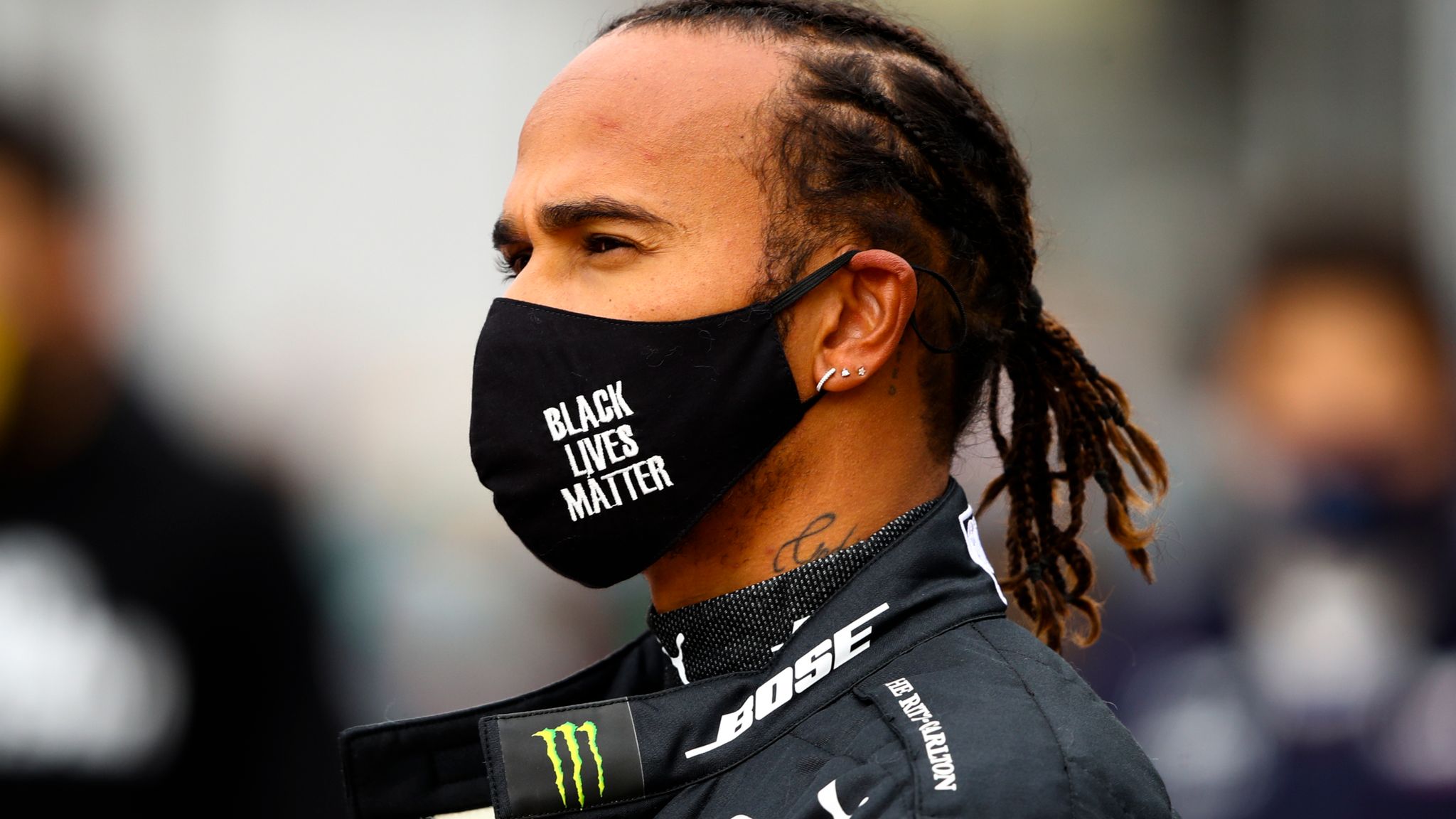 lewis hamilton lives