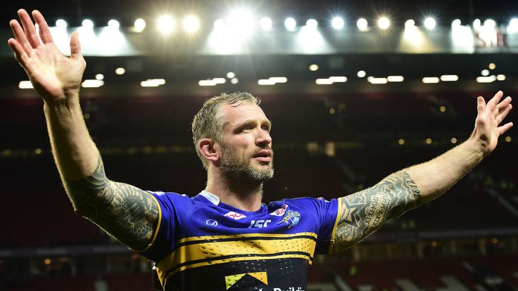 Picture by Alex Broadway/SWpix.com - 10/10/2015 - Rugby League - First Utility Super League Grand Final - Leeds Rhinos v Wigan Warriors - Old Trafford, Manchester, England - Jamie Peacock of Leeds Rhinos after the game.