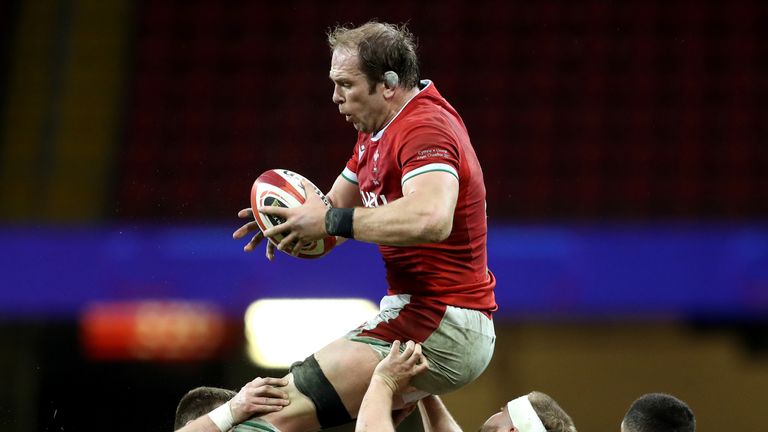 Alun Wyn Jones shows no signs of slowing down