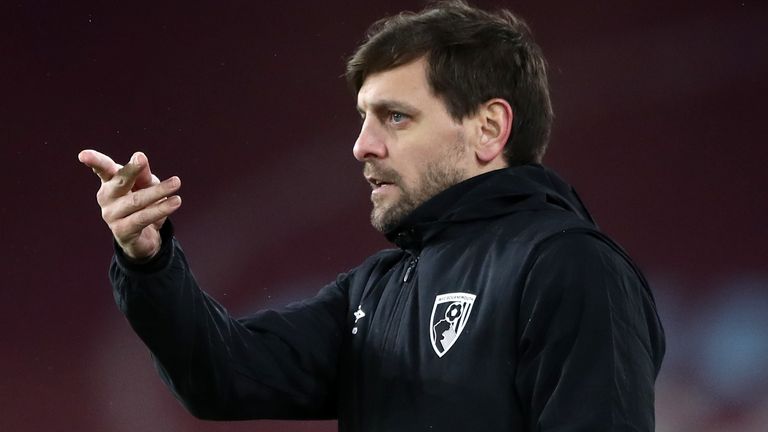 Burnley v AFC Bournemouth - Emirates FA Cup - Fifth Round - Turf Moor
AFC Bournemouth interim manager Jonathan Woodgate gestures on the touchline during the Emirates FA Cup fifth round match at Turf Moor, Burnley. Picture date: Tuesday February 9, 2021.