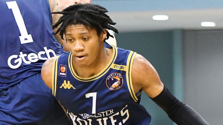 Worcester Wolves' Brandon Anderson in action against the Manchester Giants. Picture: JS Sport Photography.