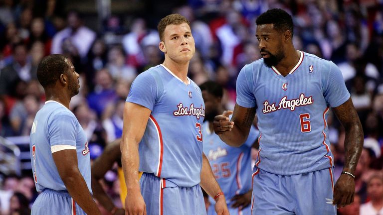 Los Angeles Clippers&#39; Chris Paul,  Blake Griffin and DeAndre Jordan stand on the court