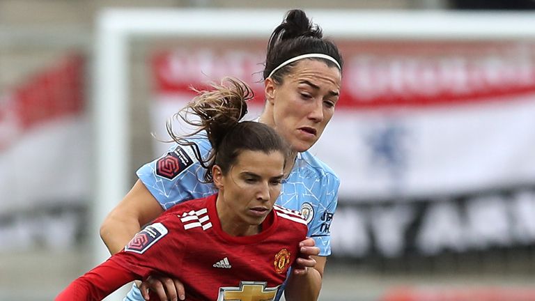 Lucy Bronze, who returned to City from Lyon last summer, tangles with United&#39;s USA international Tobin Heath