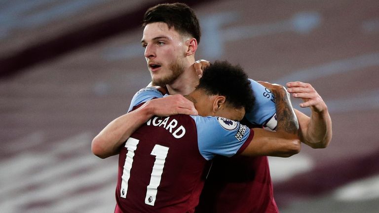 West Ham&#39;s Declan Rice celebrates with Jesse Lindgard after scoring the opening goal against Sheffield United