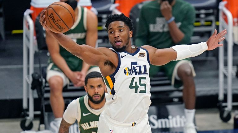 Donovan Mitchell and the Utah Jazz recorded their 11th successive victory (AP Photo/Rick Bowmer)