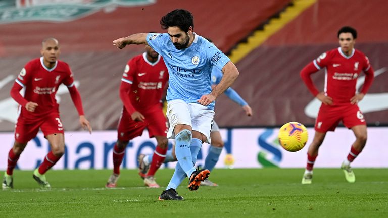 Ilkay Gundogan misses a penalty for Man City against Liverpool