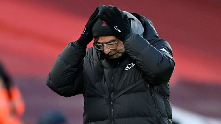 Jurgen Klopp reacts during Liverpool vs Man City