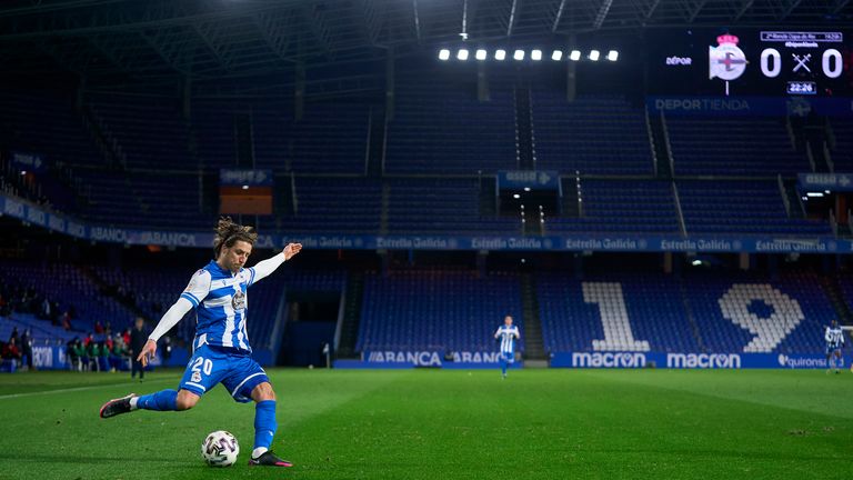 Keko Gontan of Deportivo de La Coruna in action during Copa del Rey Second Round Match between RC Deportivo de La Coruna and Deportivo Alaves at Abanca Riazor Stadium on January 06, 2021 in La Coruna, Spain.