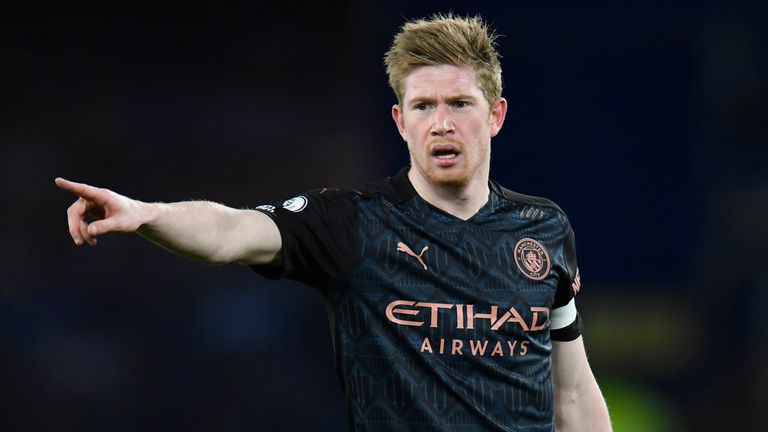 Kevin de Bruyne regresó de lesión al Everton el miércoles