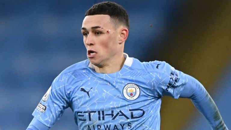 Manchester City&#39;s Phil Foden in action against Sheffield United