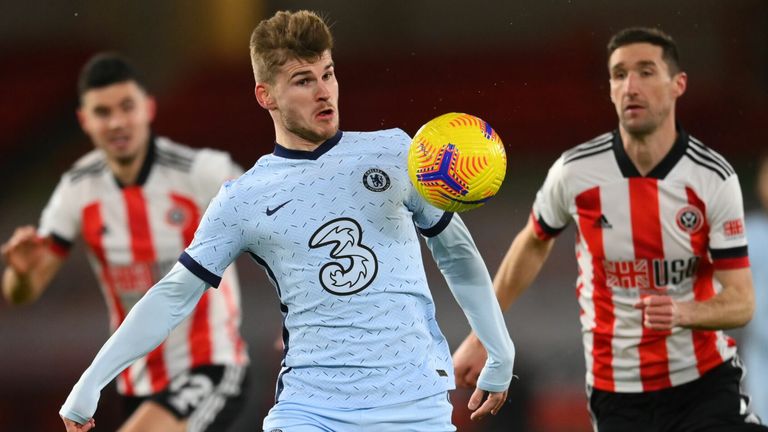 Chelsea's Timo Werner tries to control the ball vs Sheffield United