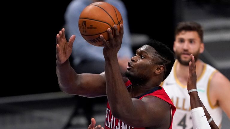 Zio Williamson also enjoyed a career night, scoring 30 points as the Pelicans slipped to defeat  (AP Photo/Tony Gutierrez)