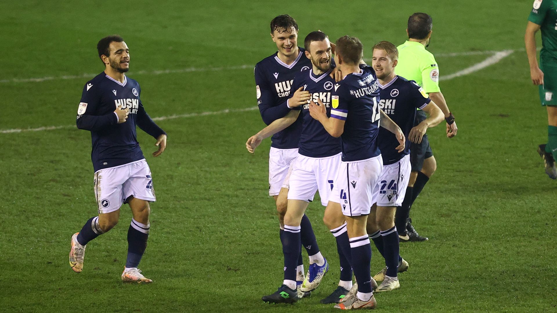Millwall edge past Preston at The Den