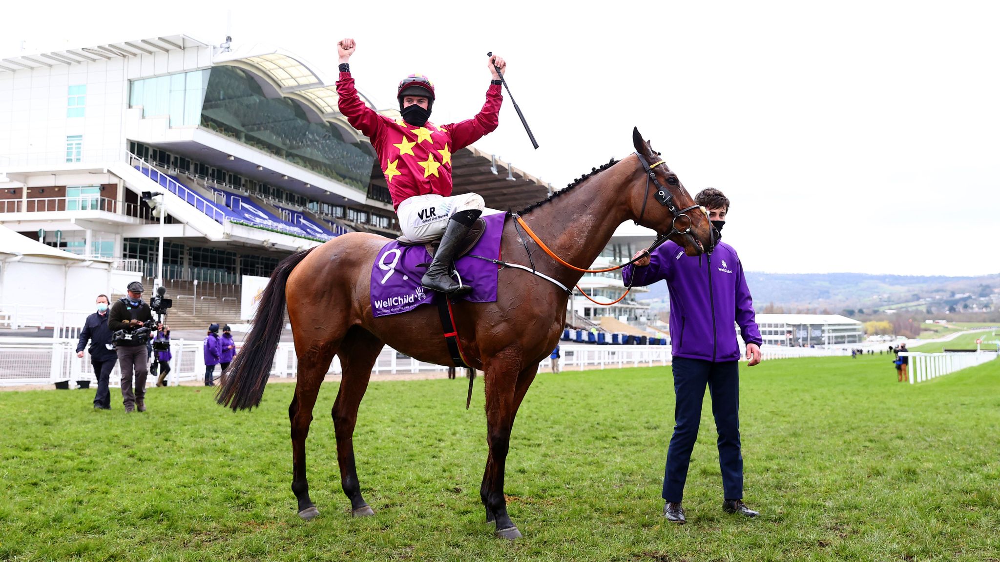 Minella Indo Takes Gold Cup Glory At Cheltenham Racing News Sky Sports