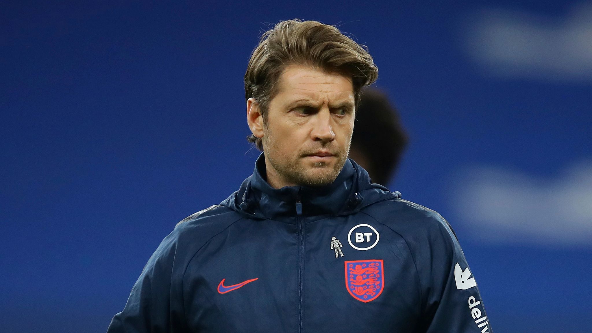 Allan Russell Aberdeen in talks to hire England attacking coach