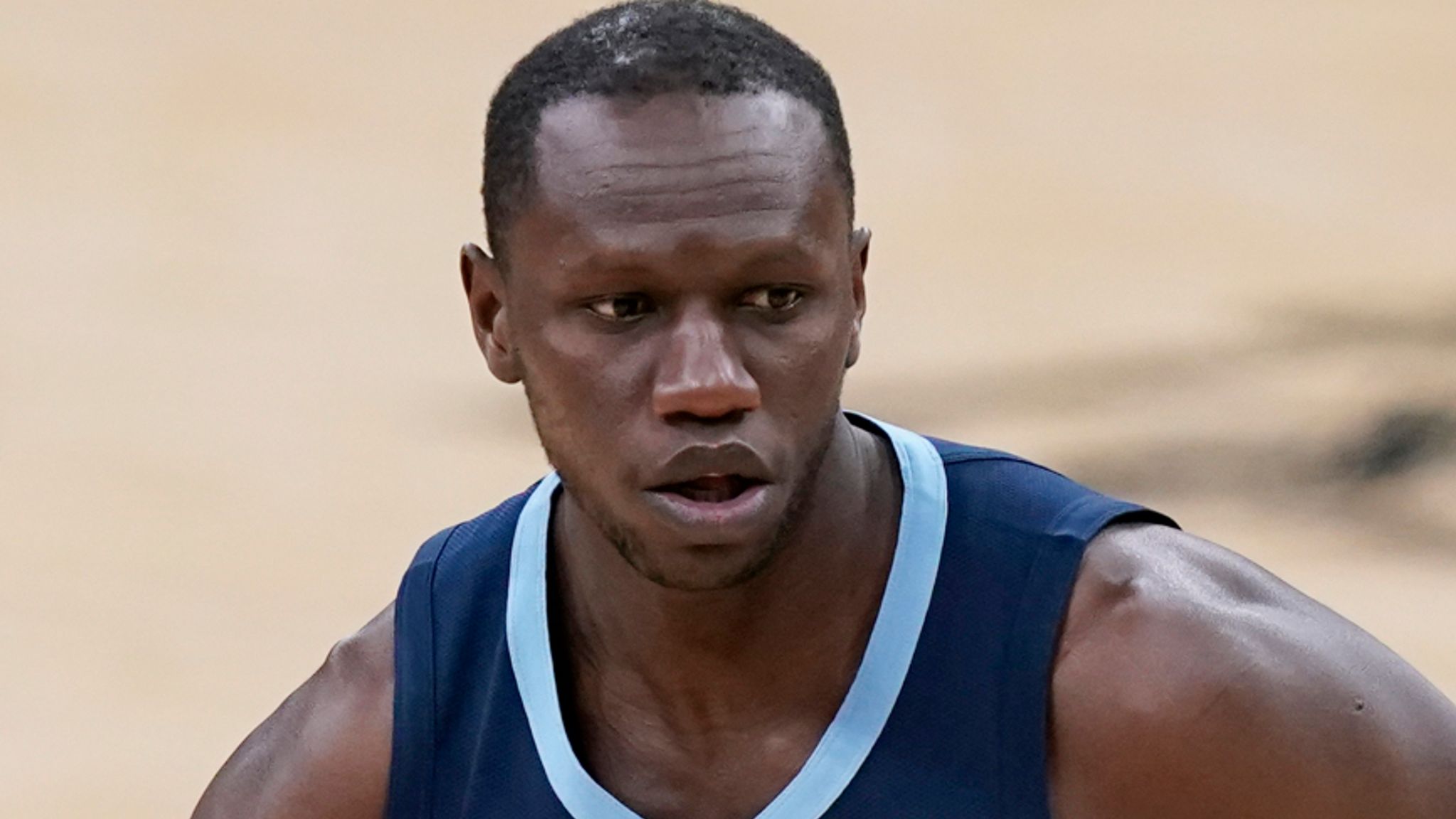 Gorgui Dieng: San Antonio Spurs sign veteran center | NBA News | Sky Sports