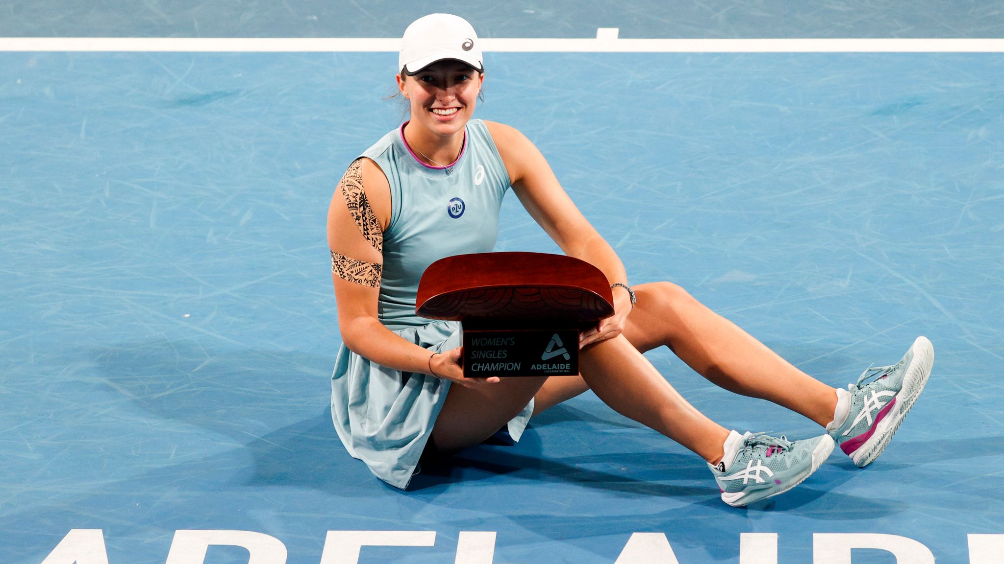 WTA Tour 2021 Iga Swiatek beats Belinda Bencic to win Adelaide International Tennis News Sky Sports