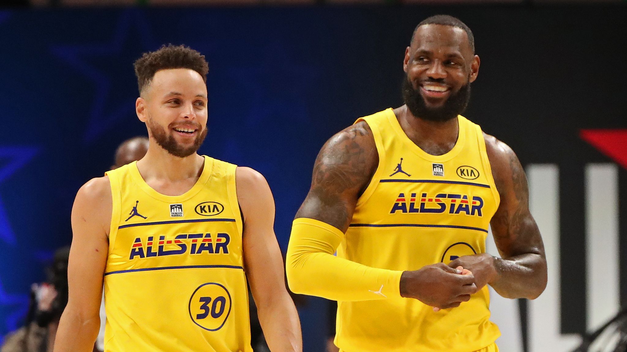 LeBron James, Stephen Curry Play on Same Team for First Time