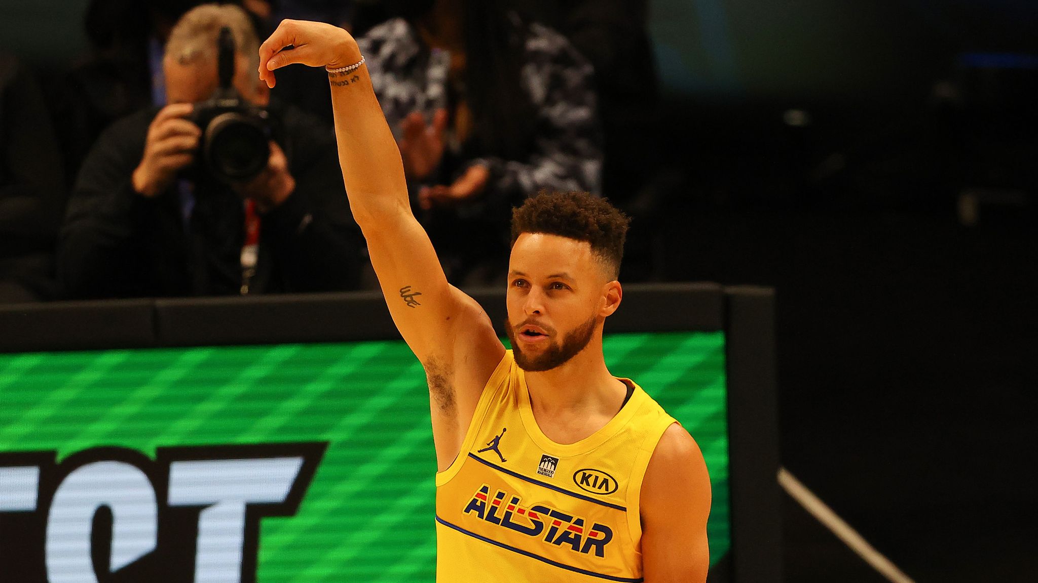 Steph Curry wins thrilling NBA AllStar 3Point Contest on final shot