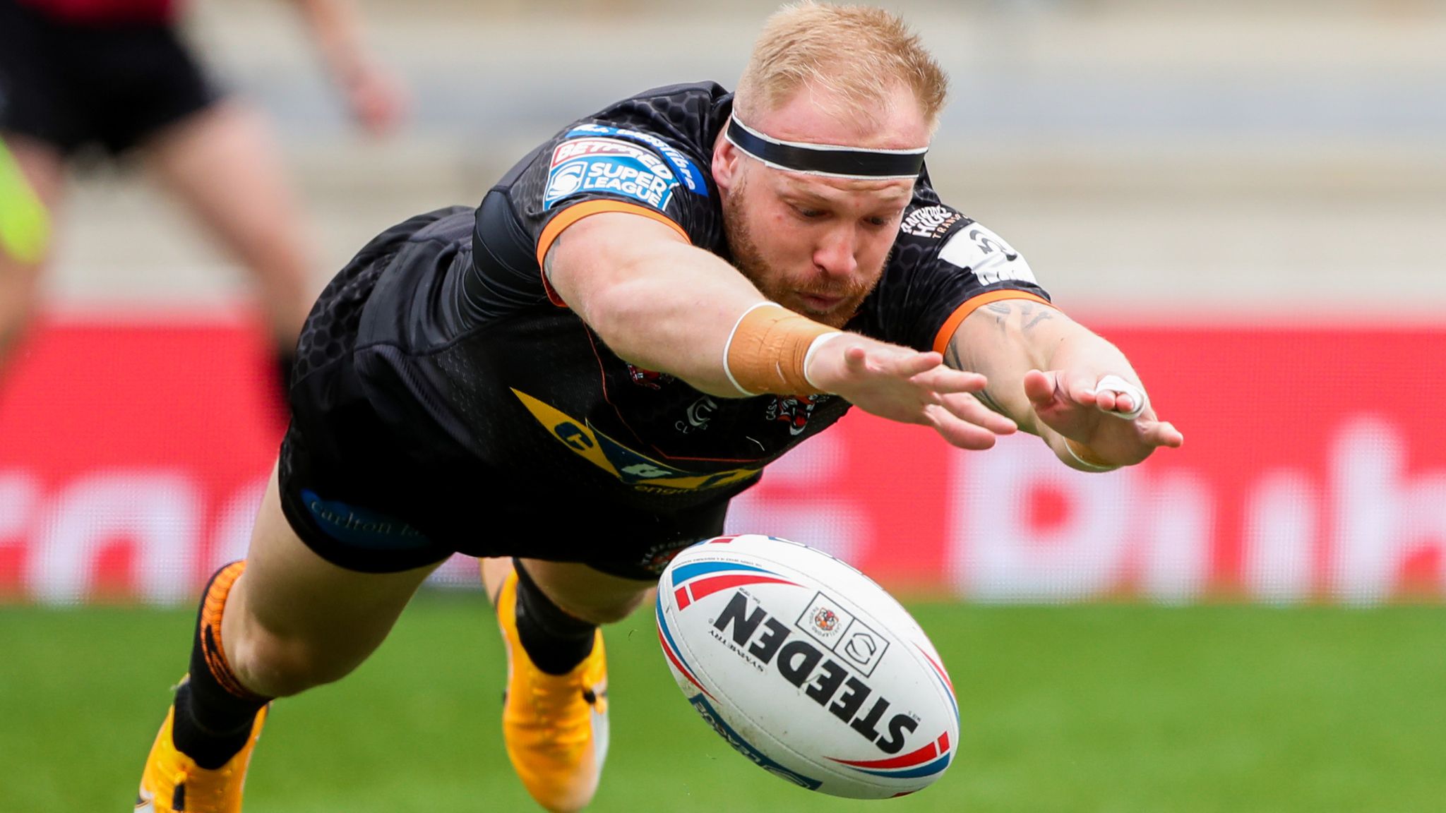 Super League Team Of The Week The Standout Performers As Castleford And Hull Fc Impress In Season Openers Rugby League News Sky Sports