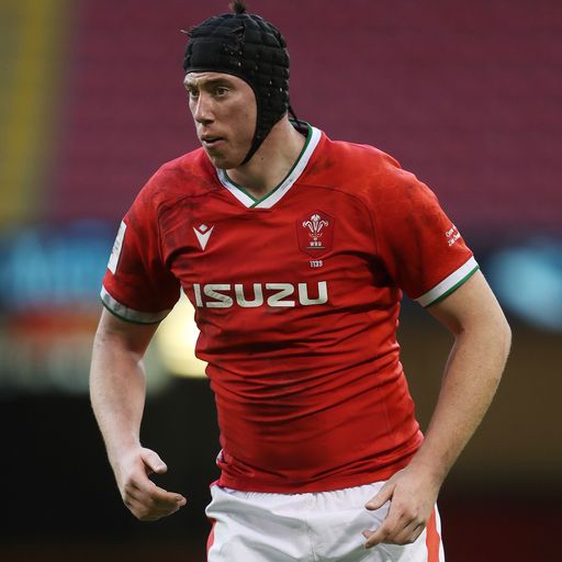 Beard in for Hill in Wales' only change for Paris