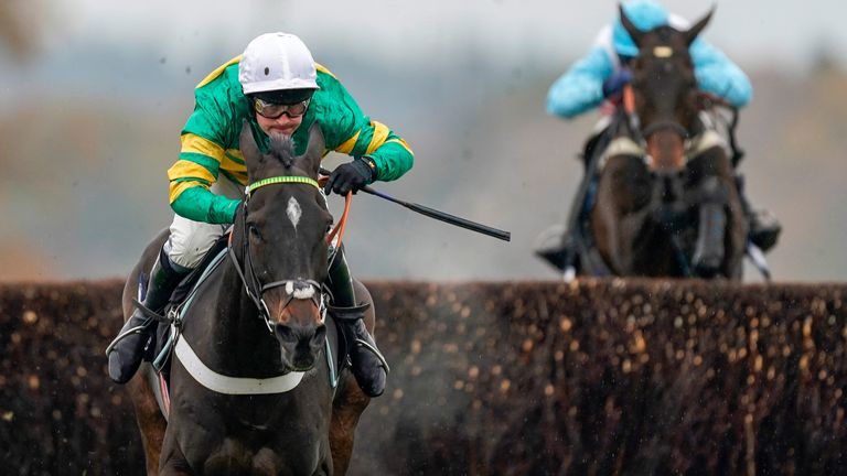 Nico de Boinville riding Chantry House clear at Cheltenham