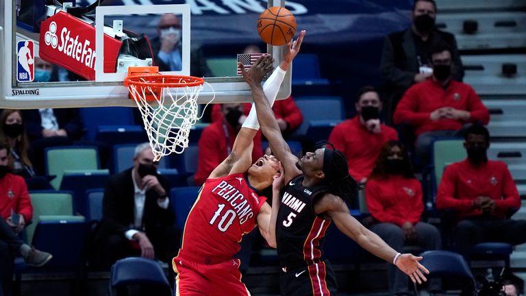 New Orleans Pelicans center Jaxson Hayes goes to the basket against Miami Heat forward Precious Achiuwa