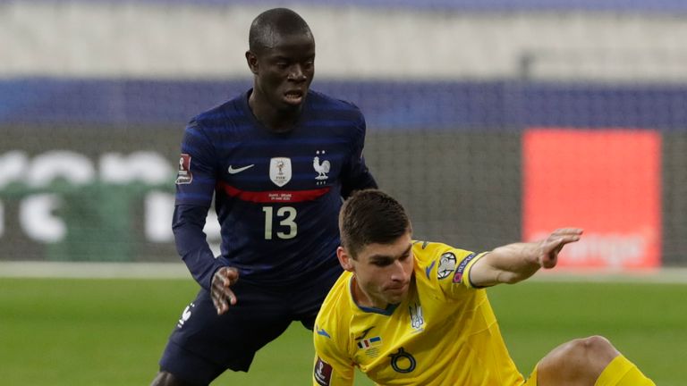 AP - Ukraine&#39;s Ruslan Malinovskyi (right) fights for the ball with France&#39;s Ngolo Kante during the World Cup 2022 group D qualifying match at the Stade de France 
