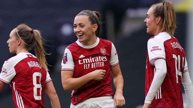 Katie McCabe a marqué le troisième but d'Arsenal