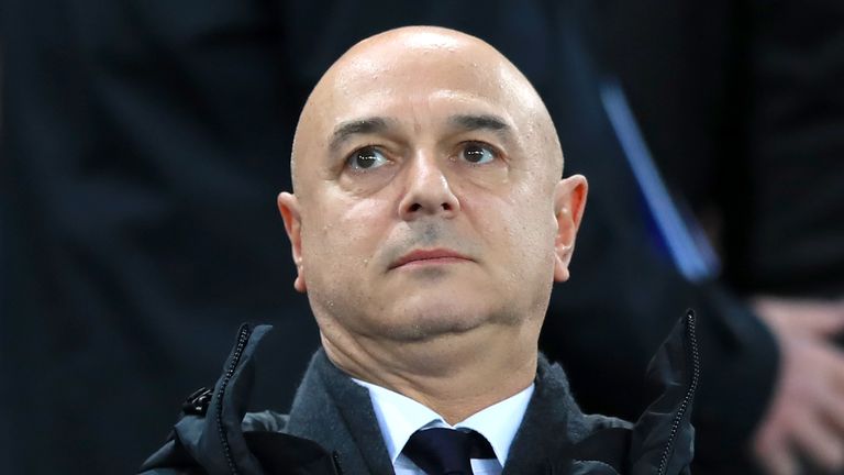 foto de 23/12/2018 do presidente do Tottenham, Daniel Levy