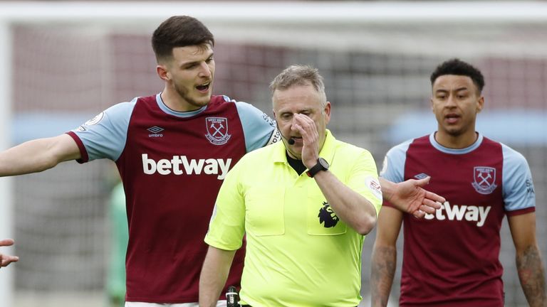 West Ham weren't awarded a free-kick moments before Arsenal's second goal