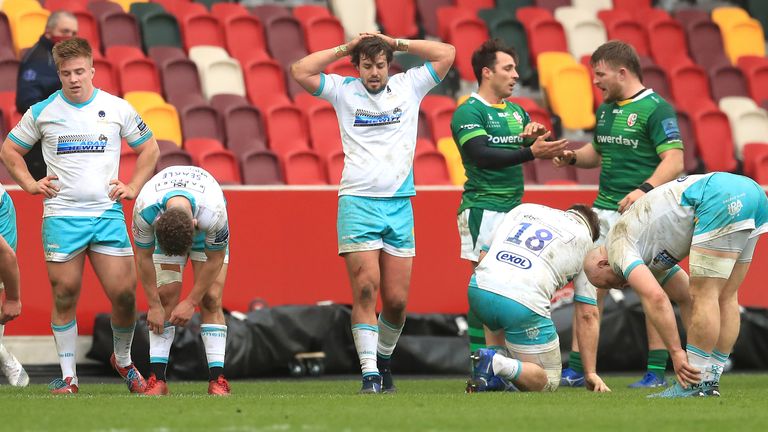 Worcester Warriors' Francois Venter appears dejected after the final whistle during the Gallagher Premiership match at the Brentford Community Stadium, London. Picture date: Sunday March 14, 2021.