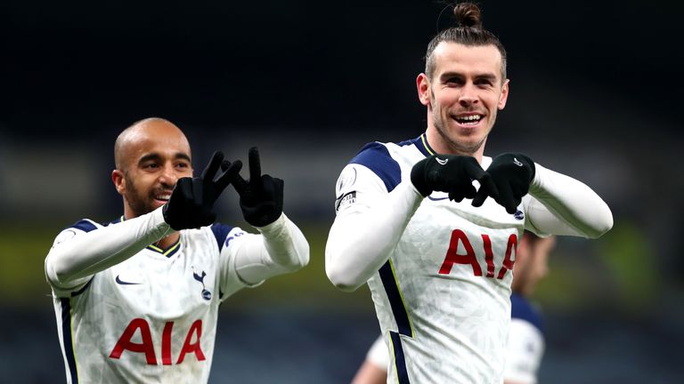 Gareth Bale celebrates his goal