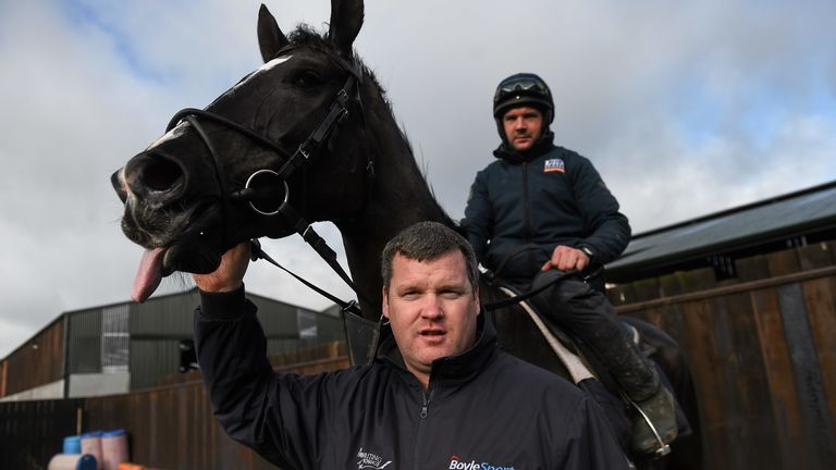 Gordon Elliott Simon Mcgonagle Head Lad To Irish Trainer Banned For Taking Dead Horse Photo Racing News Sky Sports