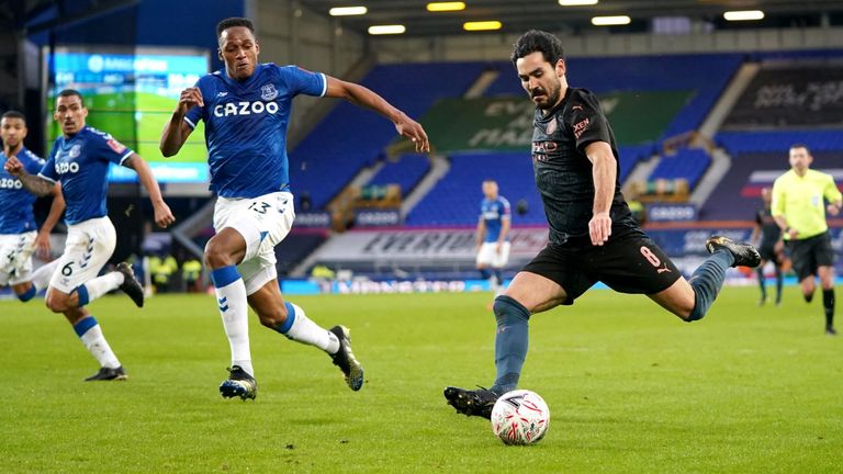 Ilkay Gundogan on the ball during Manchester City's FA Cup tie against Everton at Goodison Park