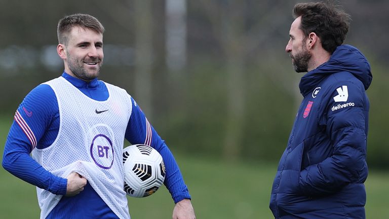 Luke Shaw and Gareth Southgate in England training (Getty)