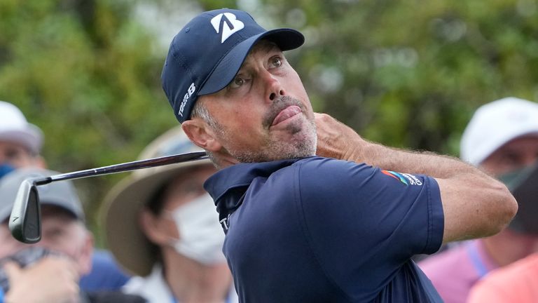Matt Kuchar drives from the No. 7 tee during a round of 16 match at the Dell Technologies Match Play Championship